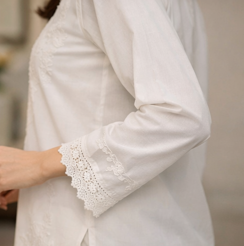 Noor Embroidered Lawn Shirt
