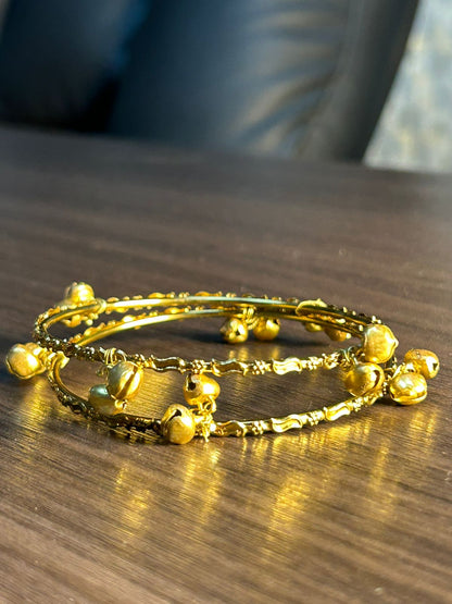 Kalakar Eid Kashmiri Bangles Set – Premium Silver & Golden Bangles with 24 Colorful Churiyan